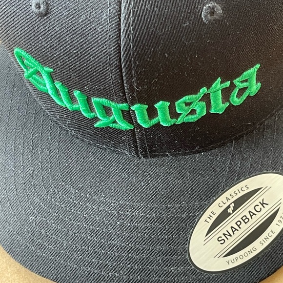 Augusta snapback hat cap The Classic Deverux Golf Black NWT - Picture 4 of 4